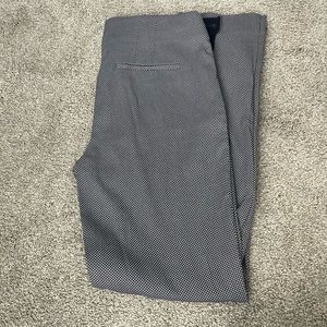 White House Black Markey patterned pants